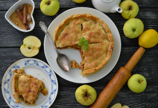 Vegan Apple Pie - Golden Crust Filled with Comfort